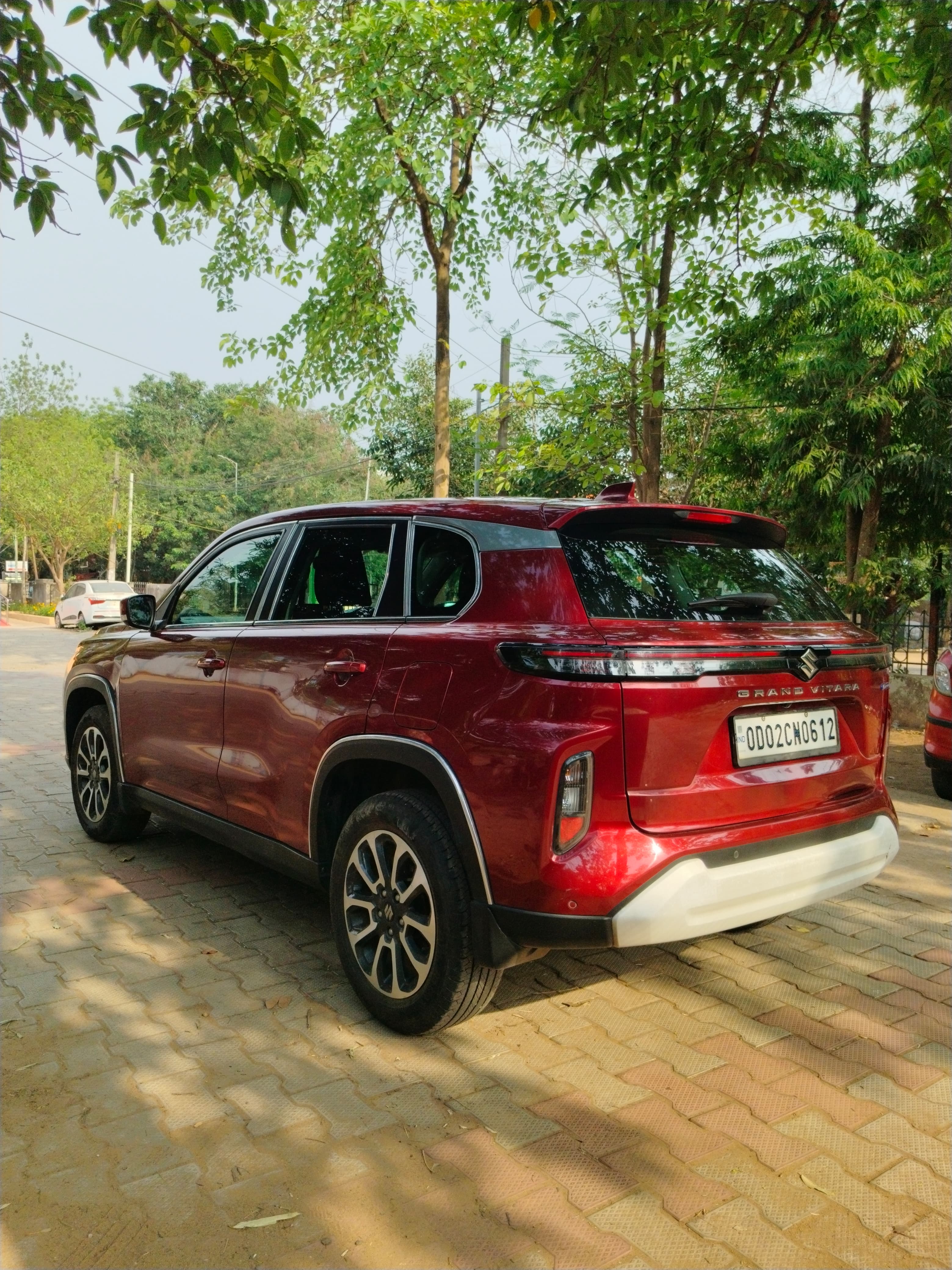 Vehicle image 10