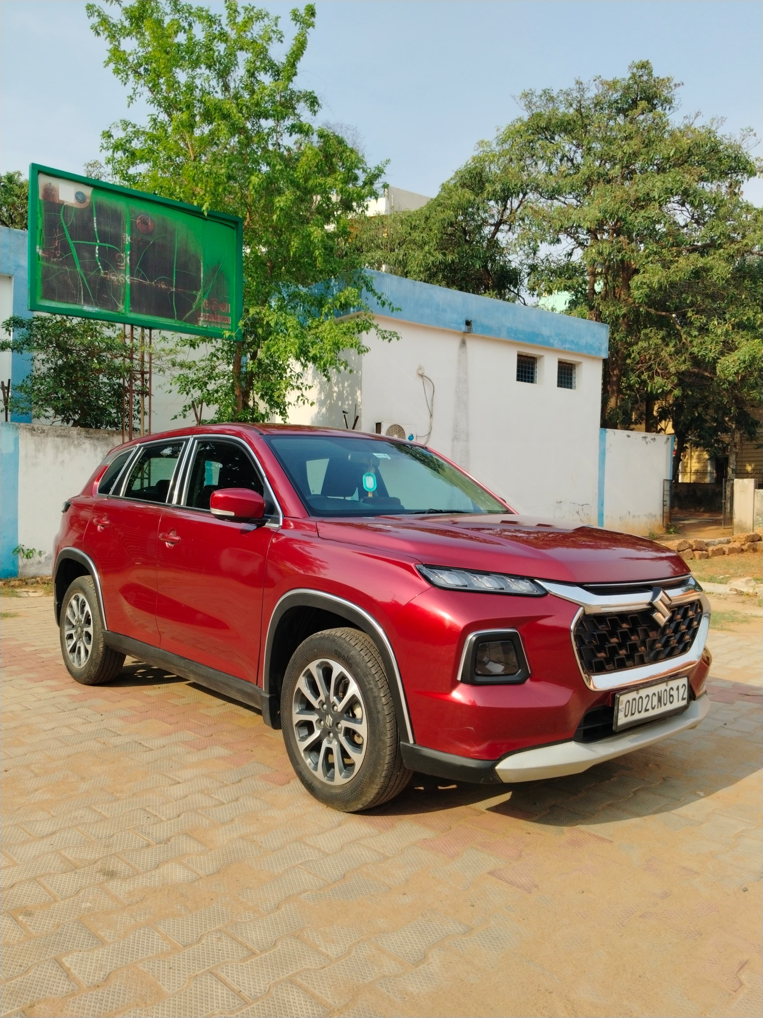 Vehicle image 4