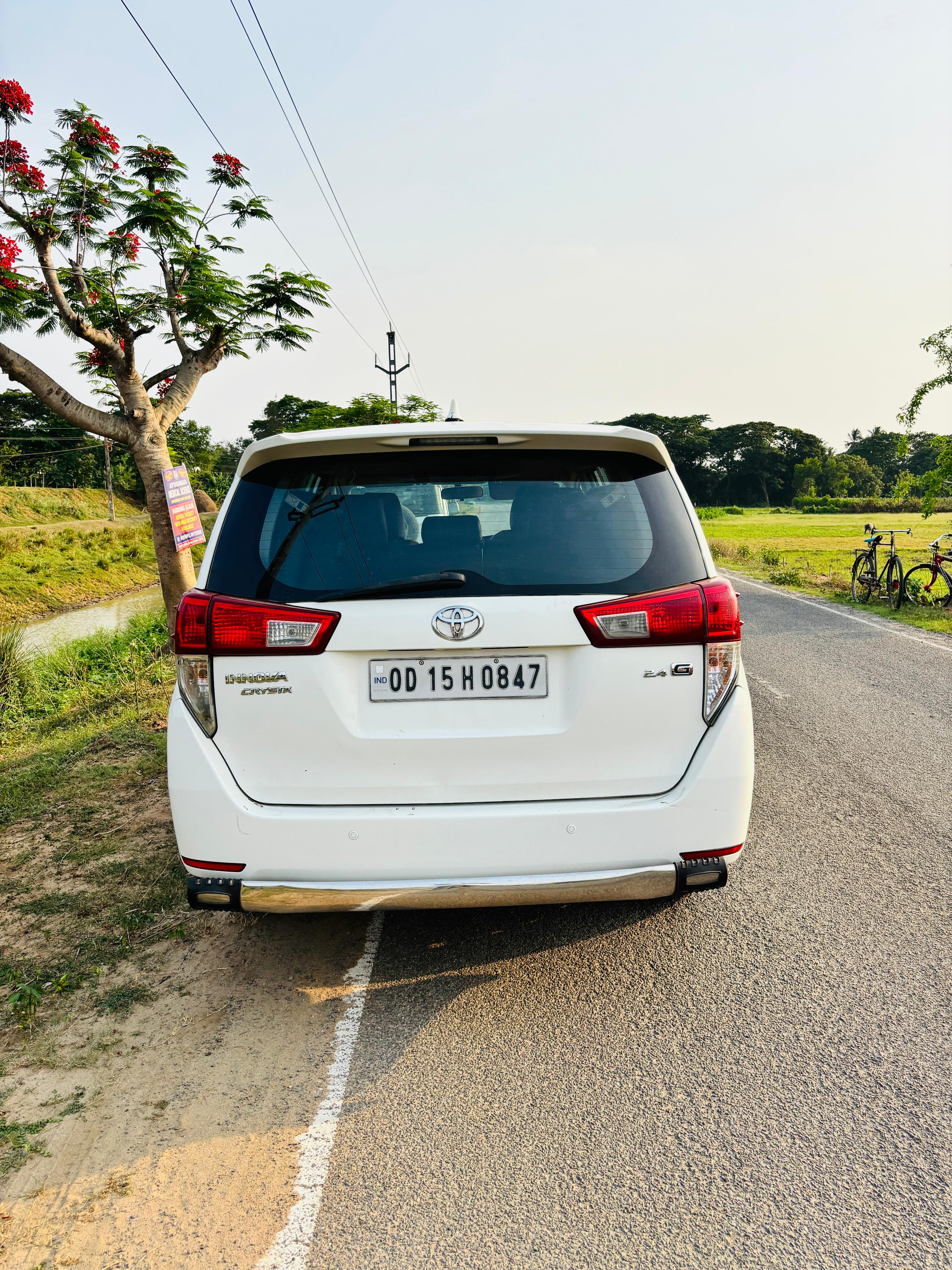 Vehicle image 7