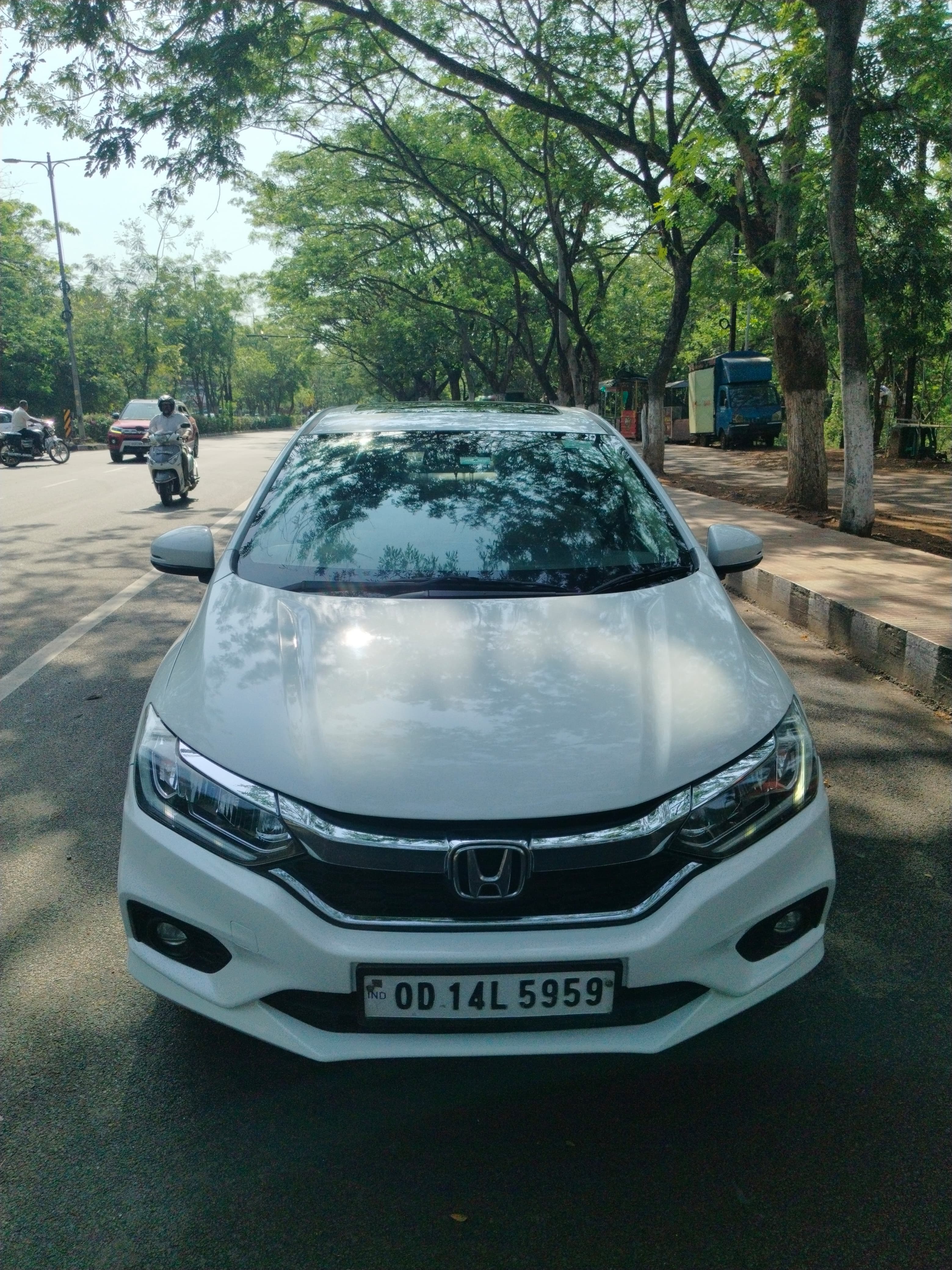 Vehicle image 2