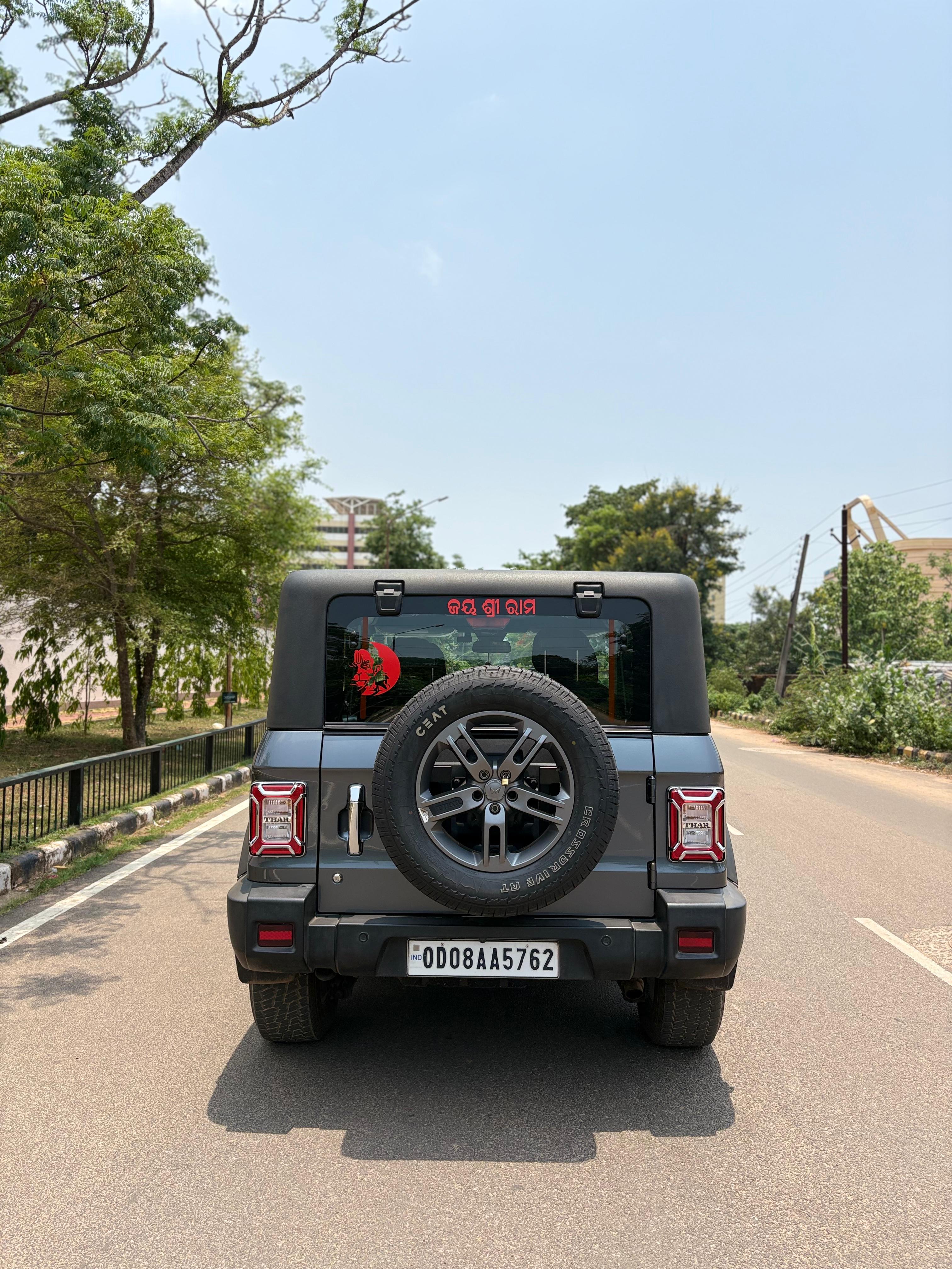 Vehicle image 8