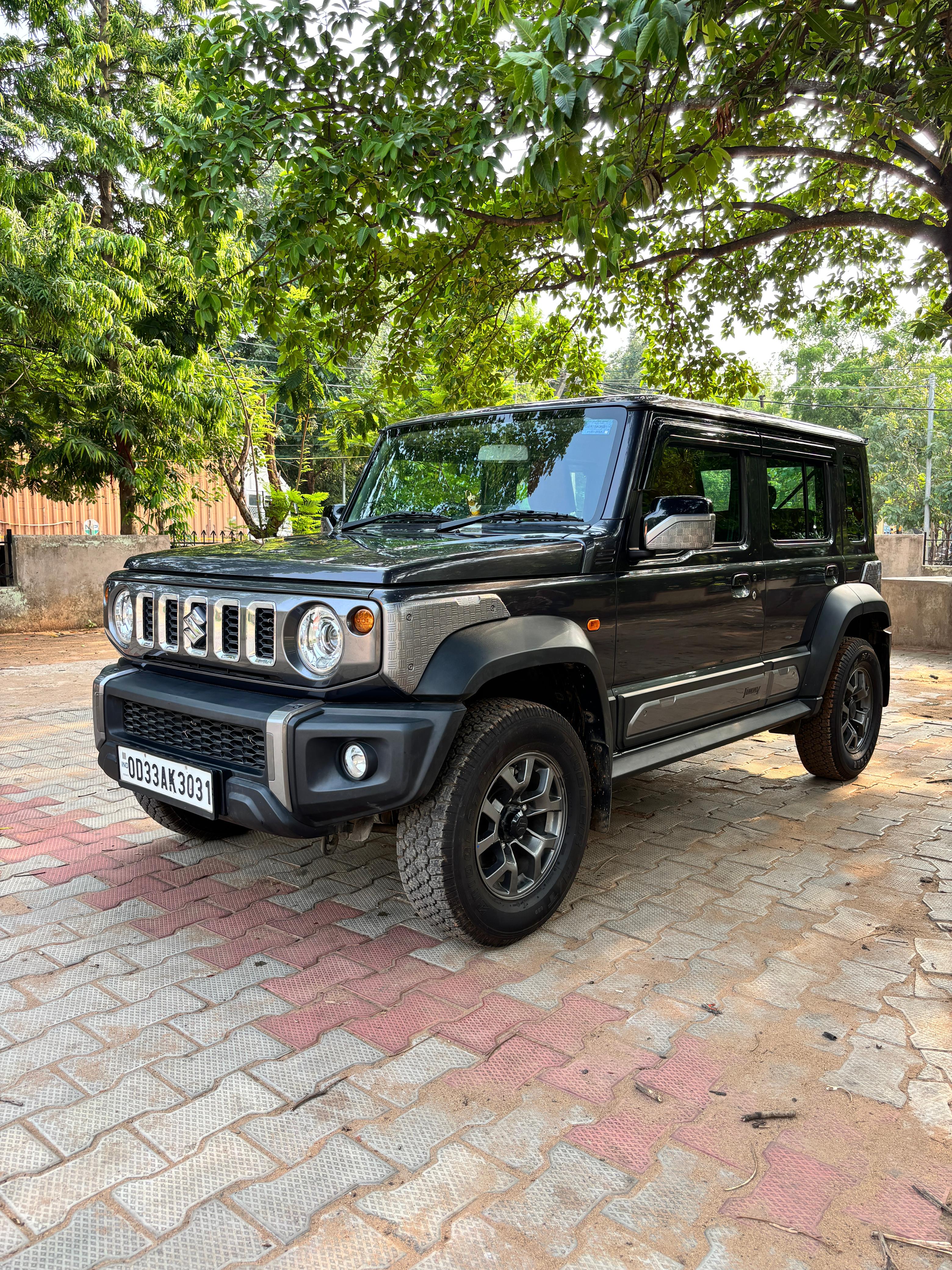 Vehicle image 7