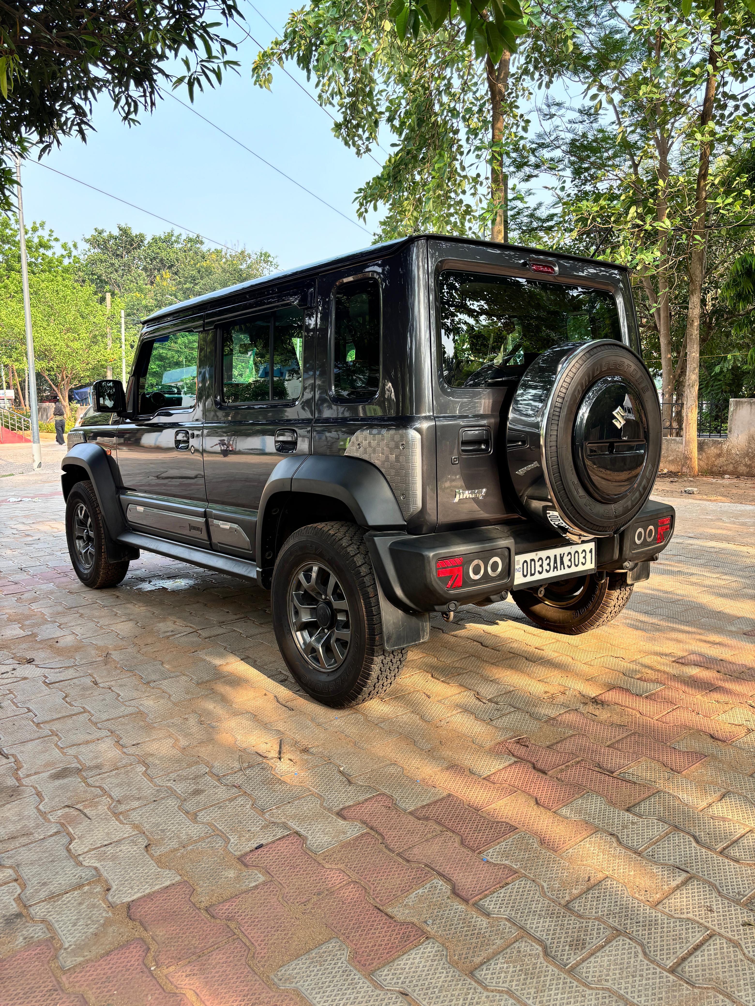 Vehicle image 11
