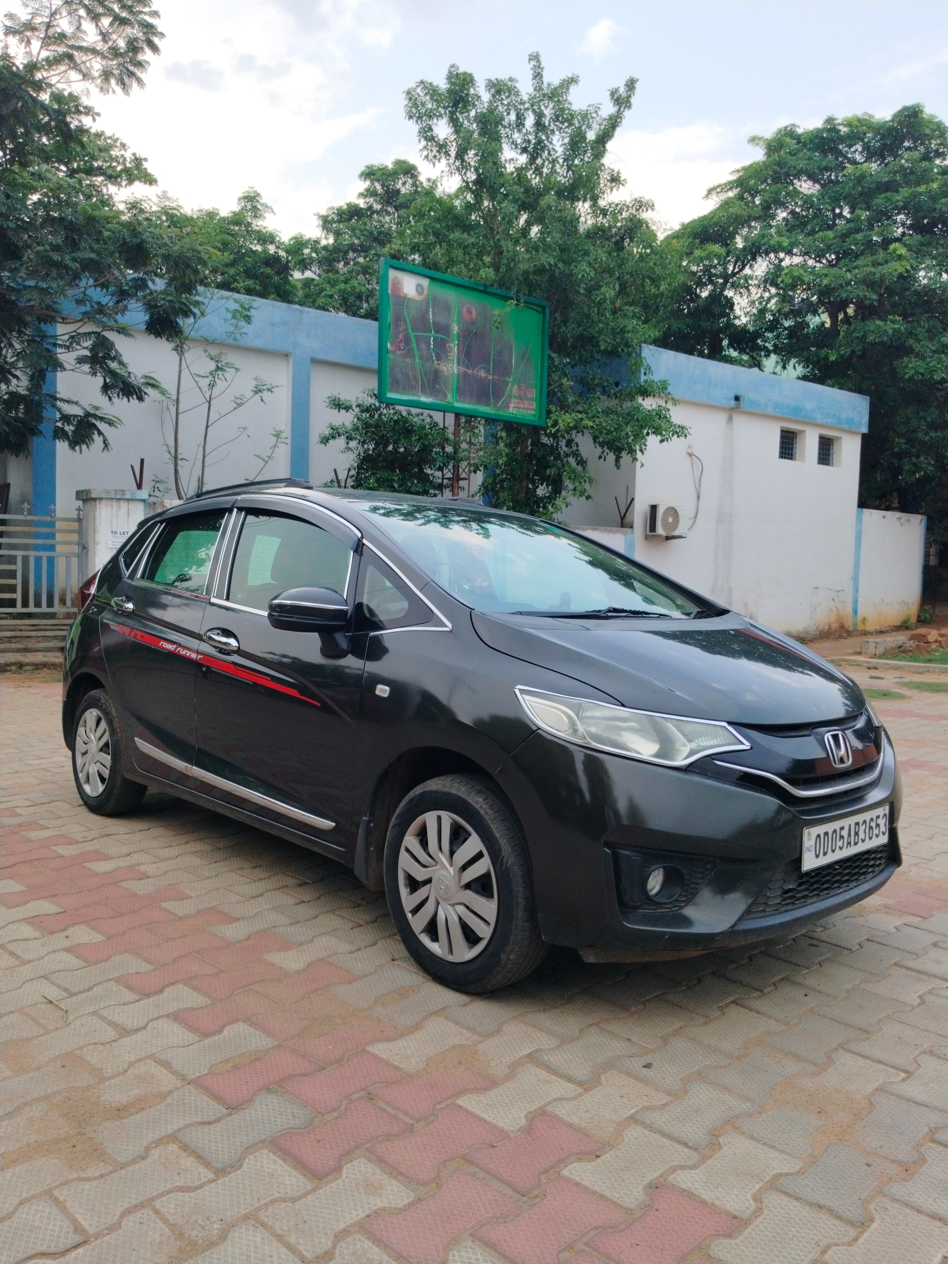 Vehicle image 2