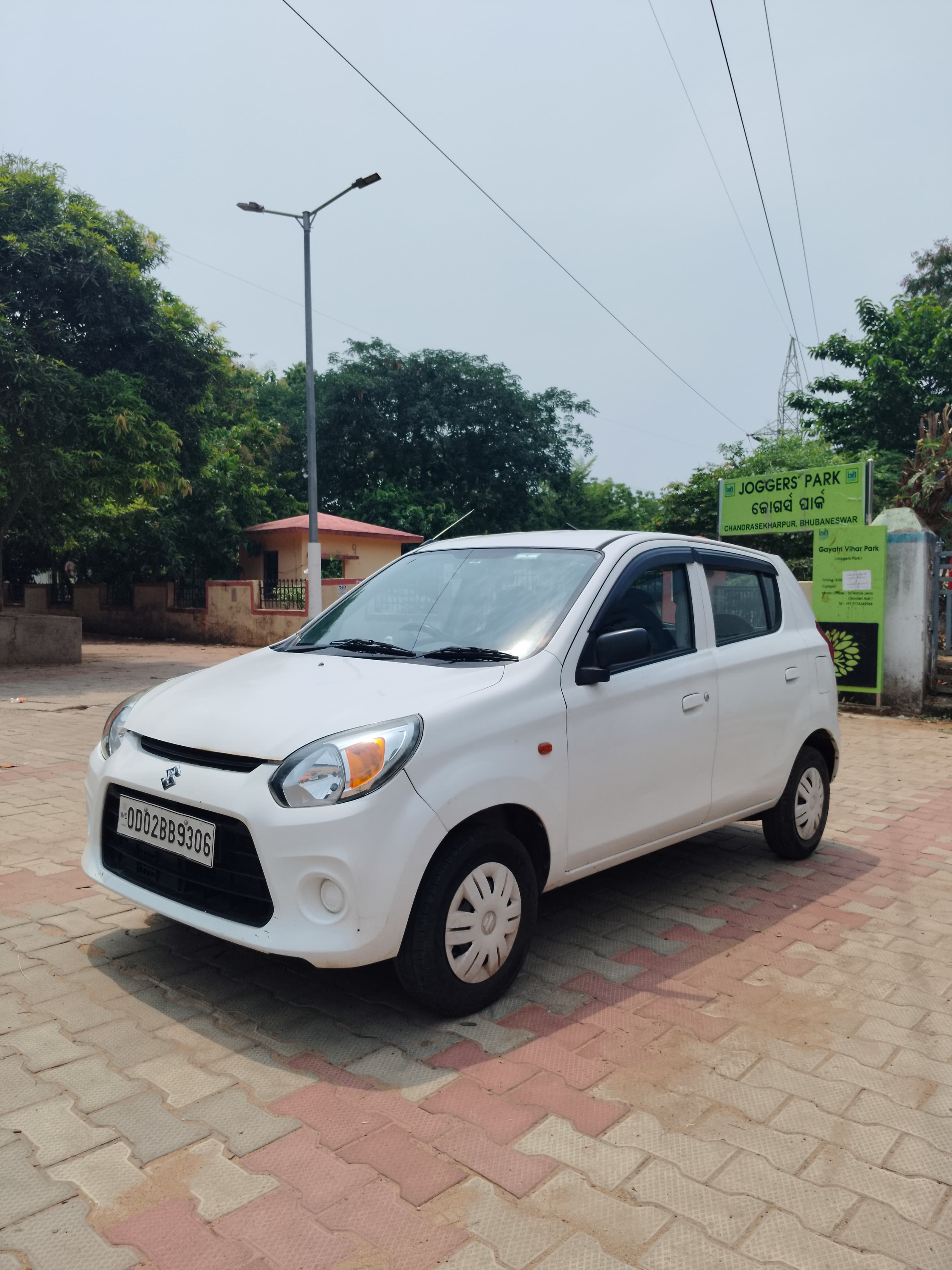 Vehicle image 2