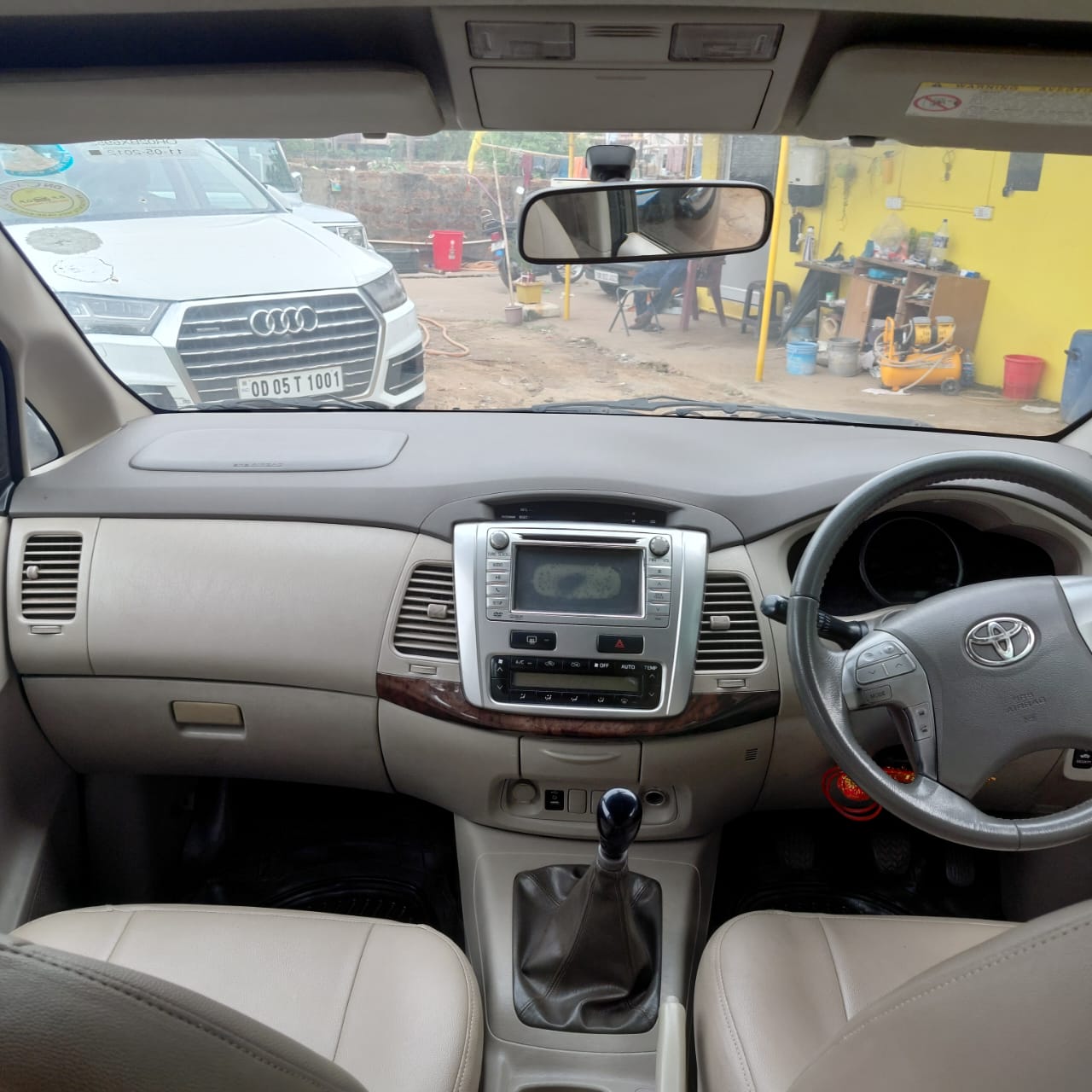 Vehicle image 8