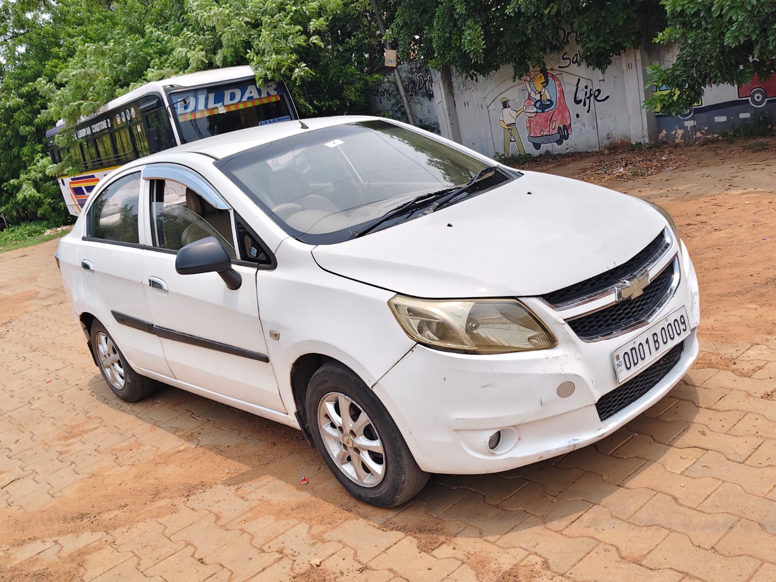 Vehicle image 7