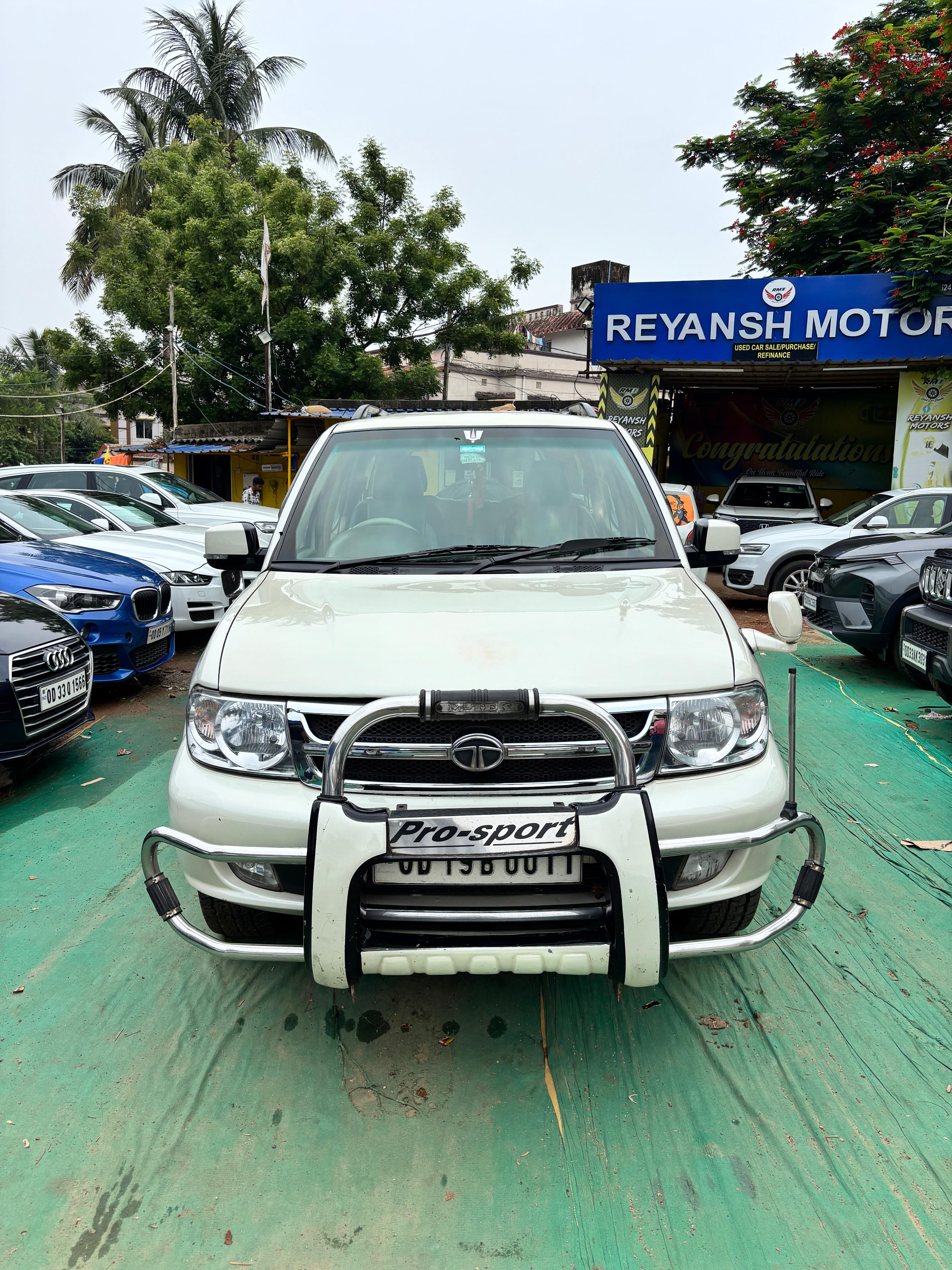 Tata Safari