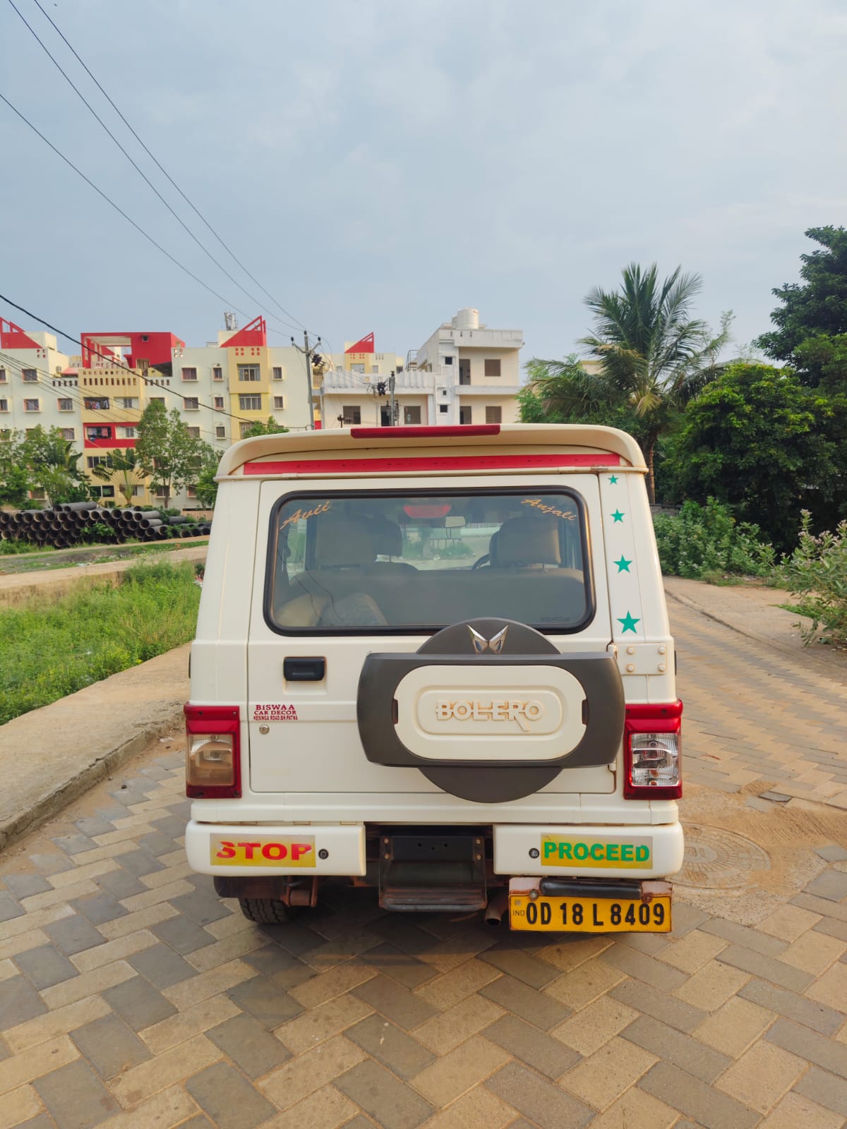 Vehicle image 8