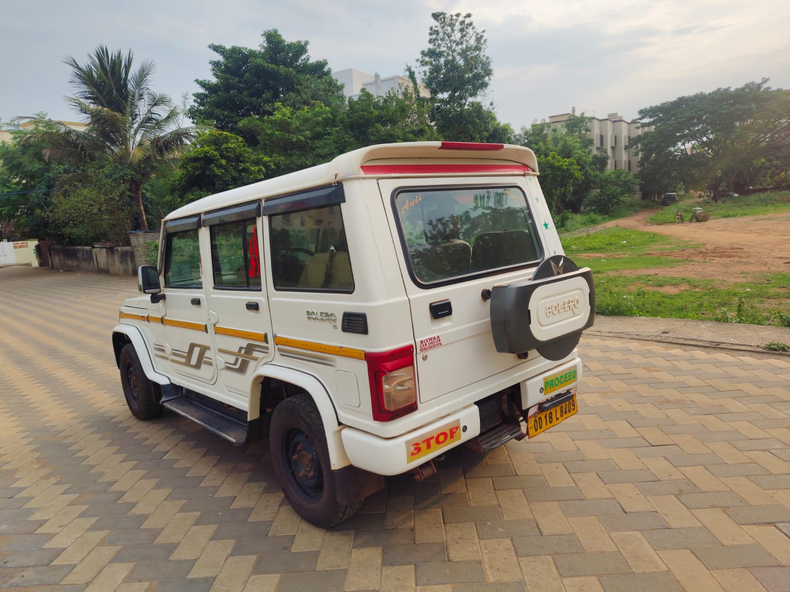 Vehicle image 7
