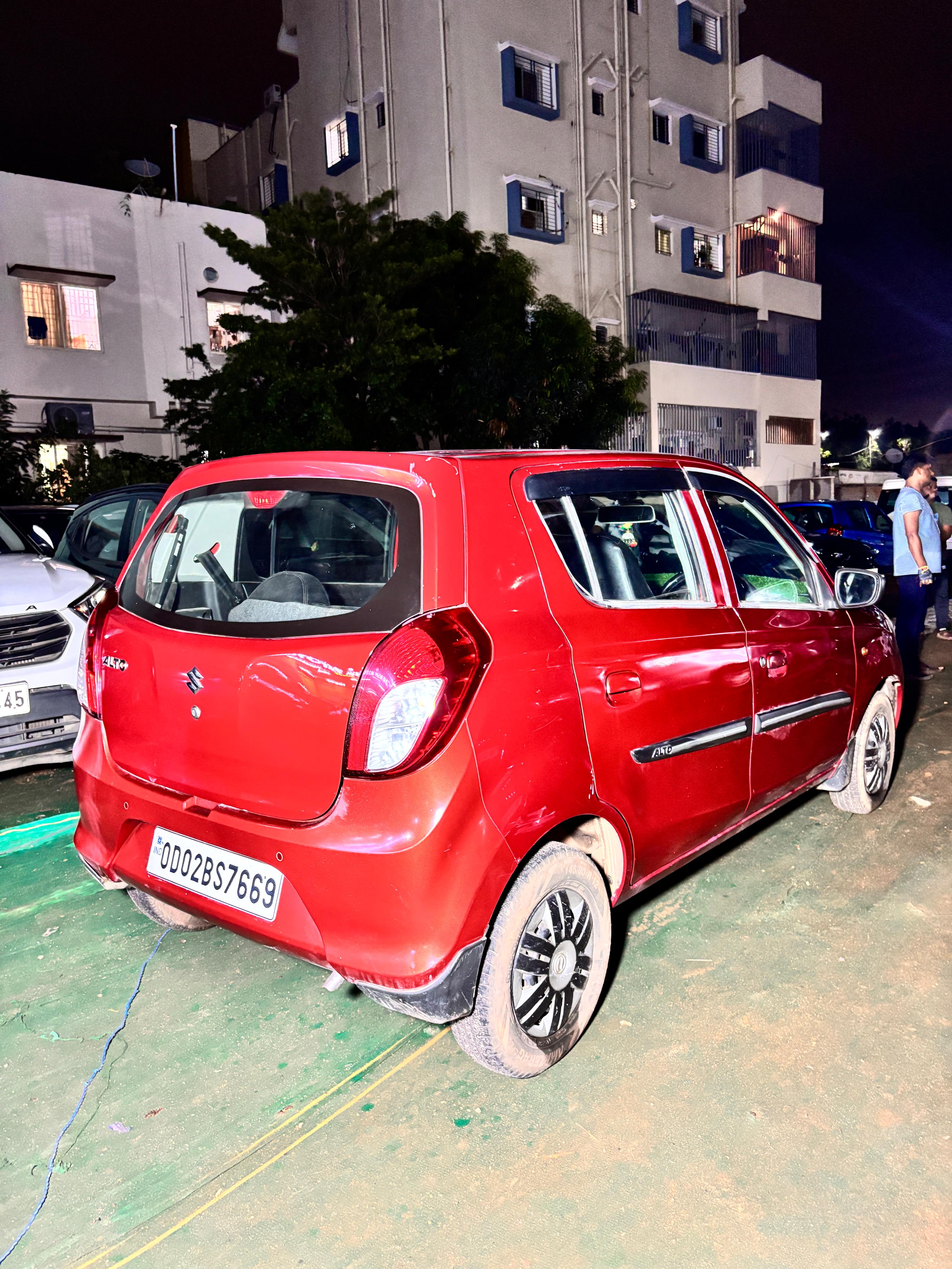 Vehicle image 8