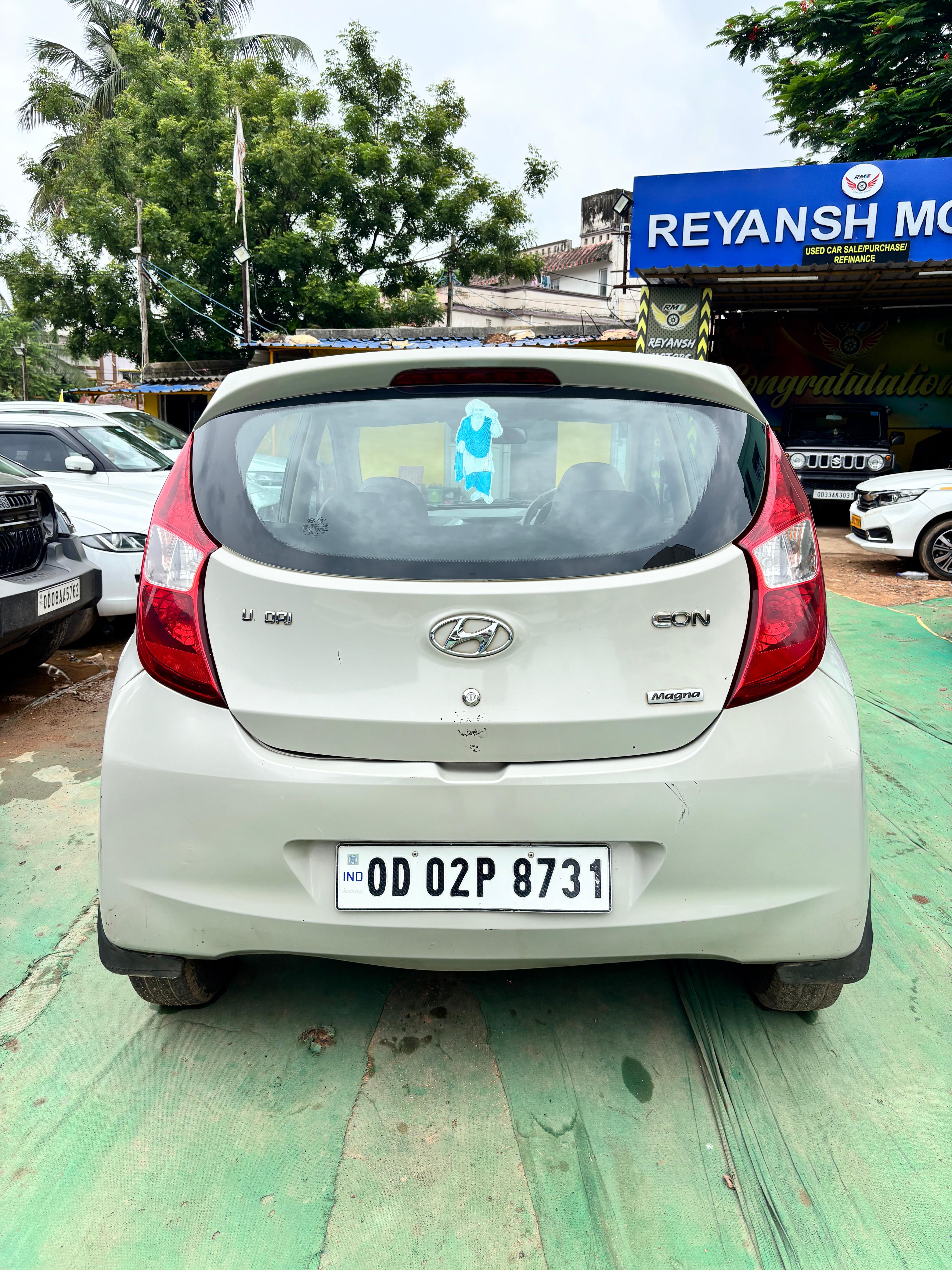 Vehicle image 8