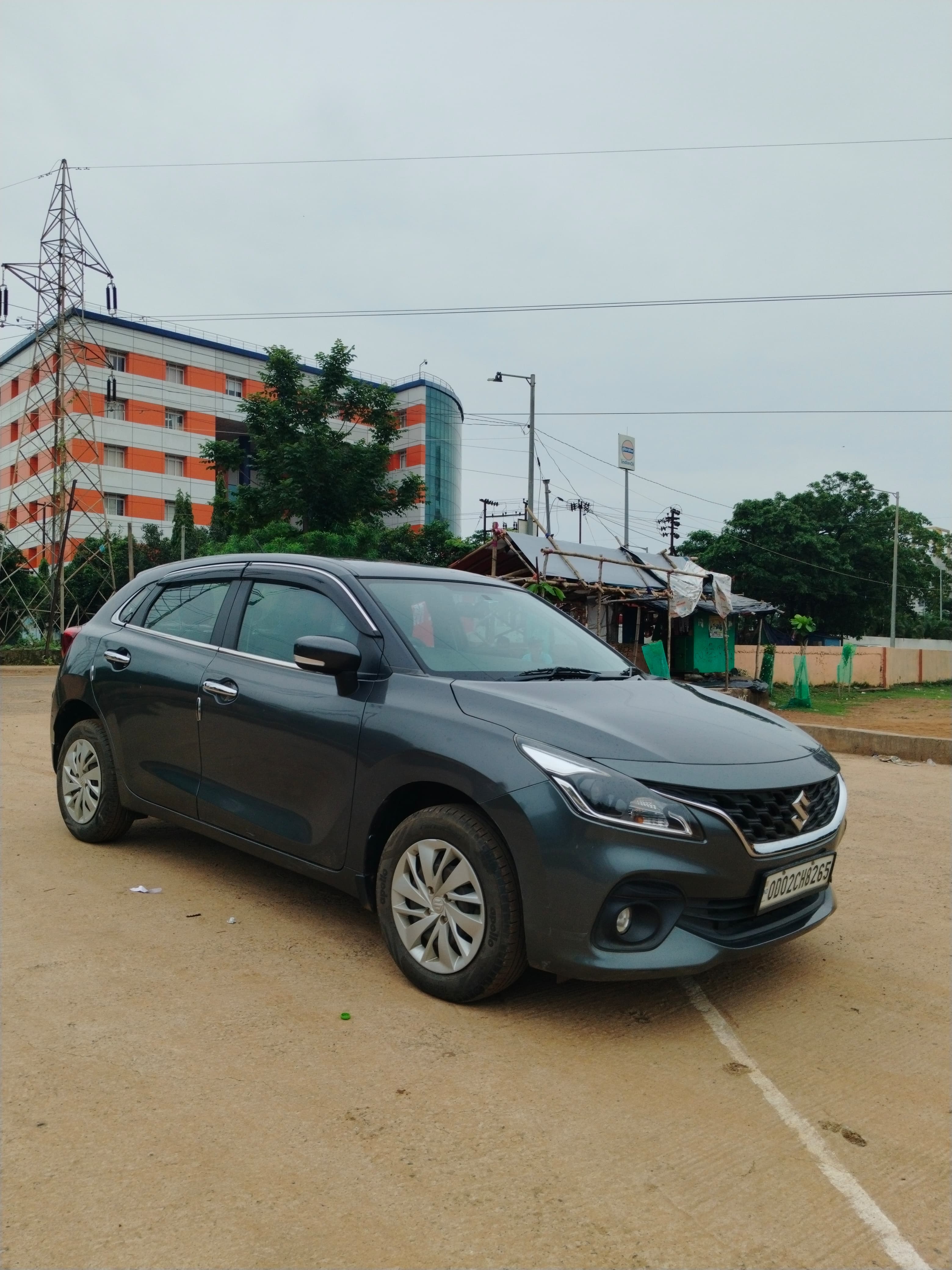 Vehicle image 3