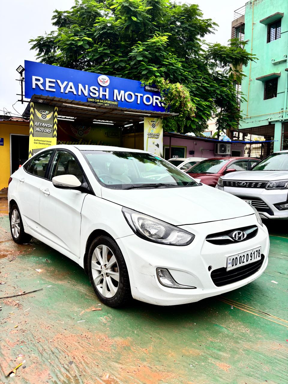 Vehicle image 2