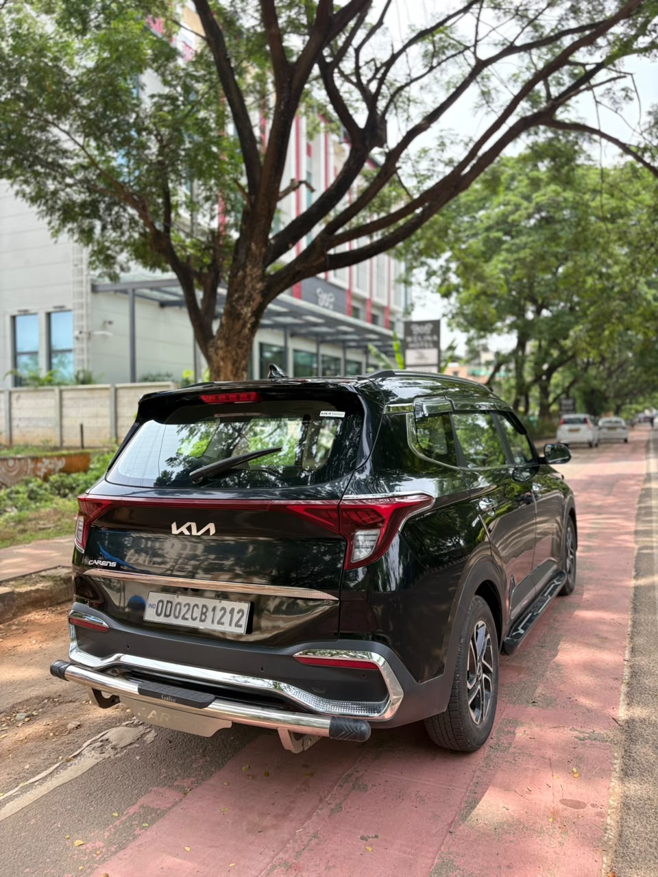 Vehicle image 9
