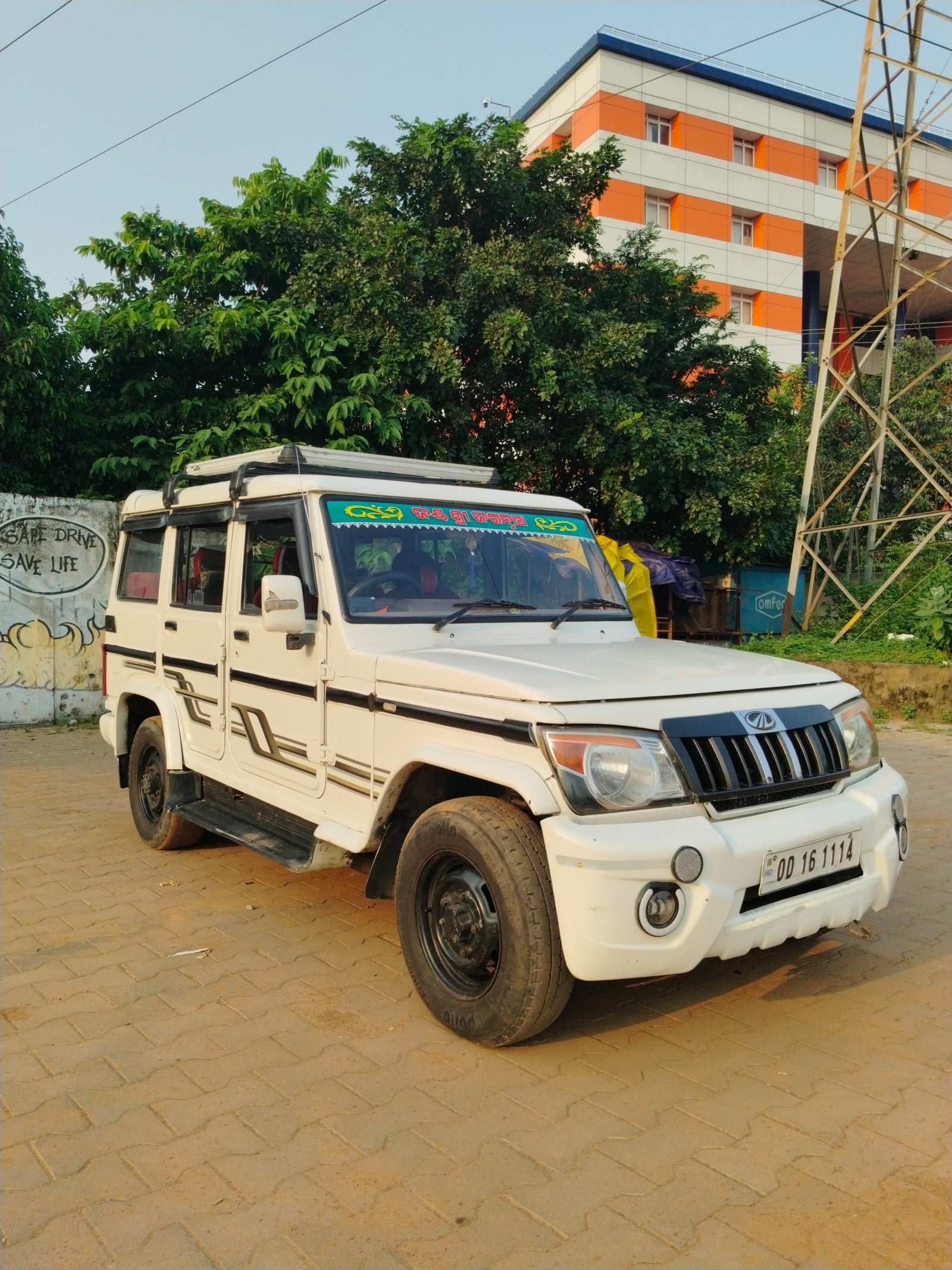 Vehicle image 11