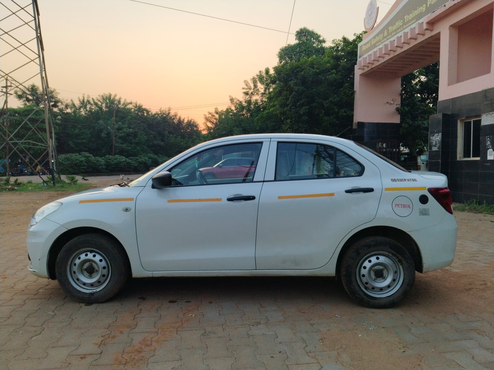 Vehicle image 12