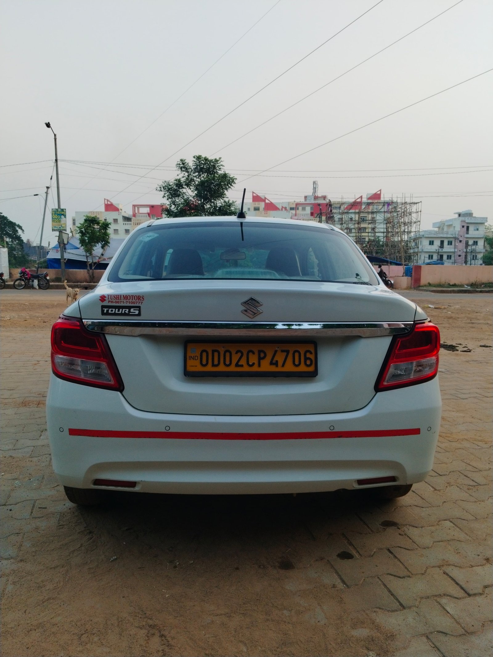 Vehicle image 15