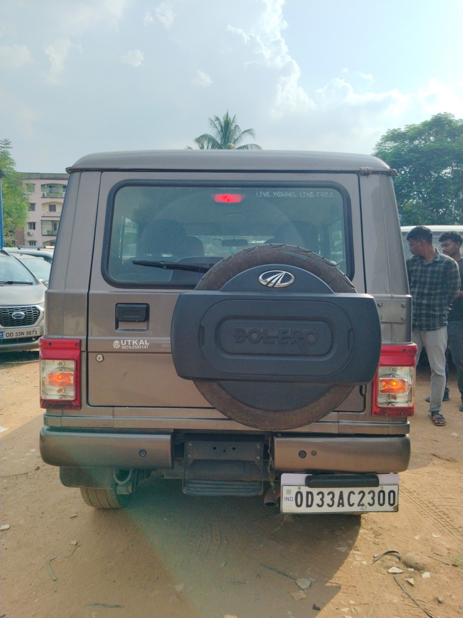 Vehicle image 9