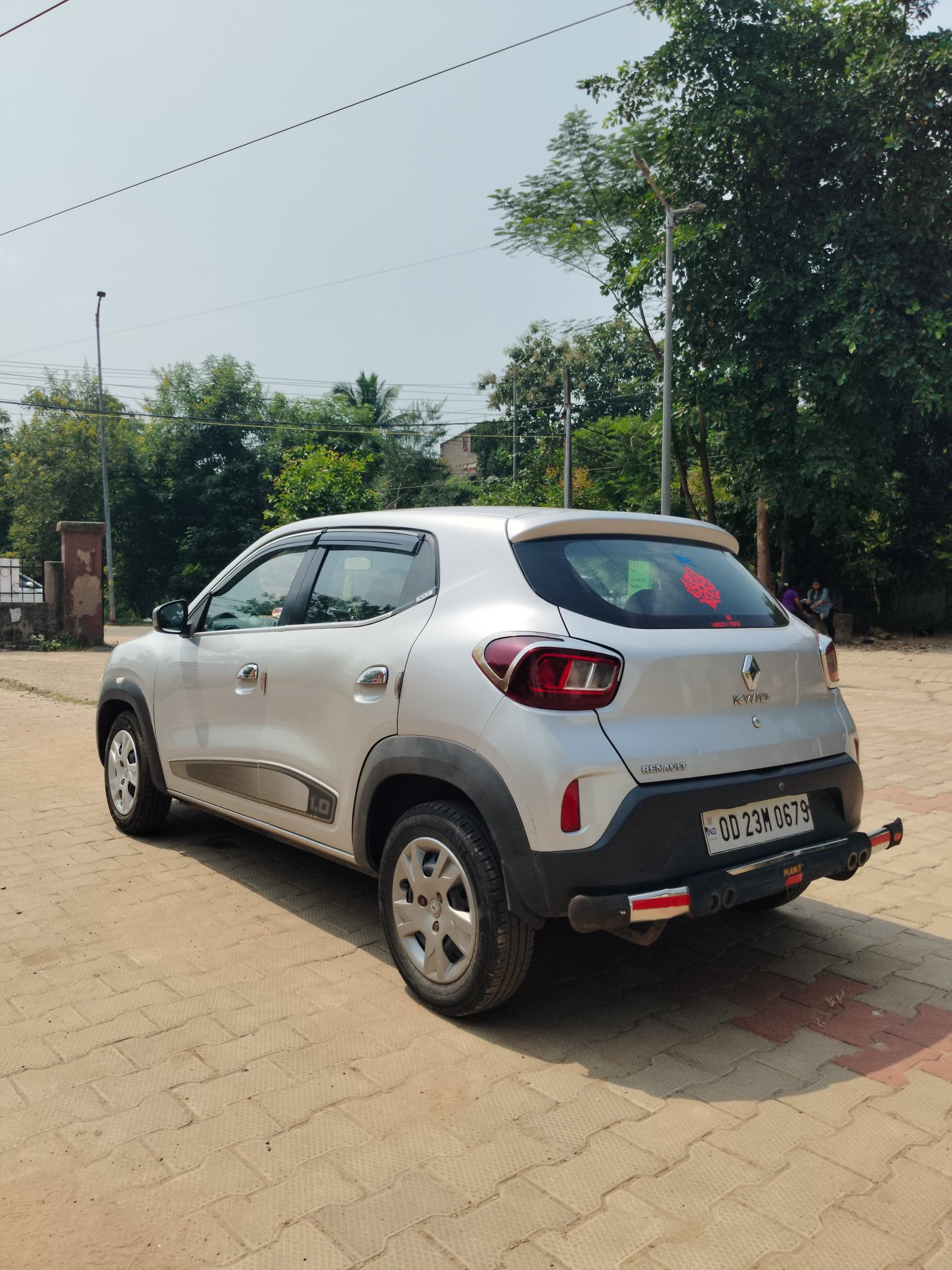 Vehicle image 11