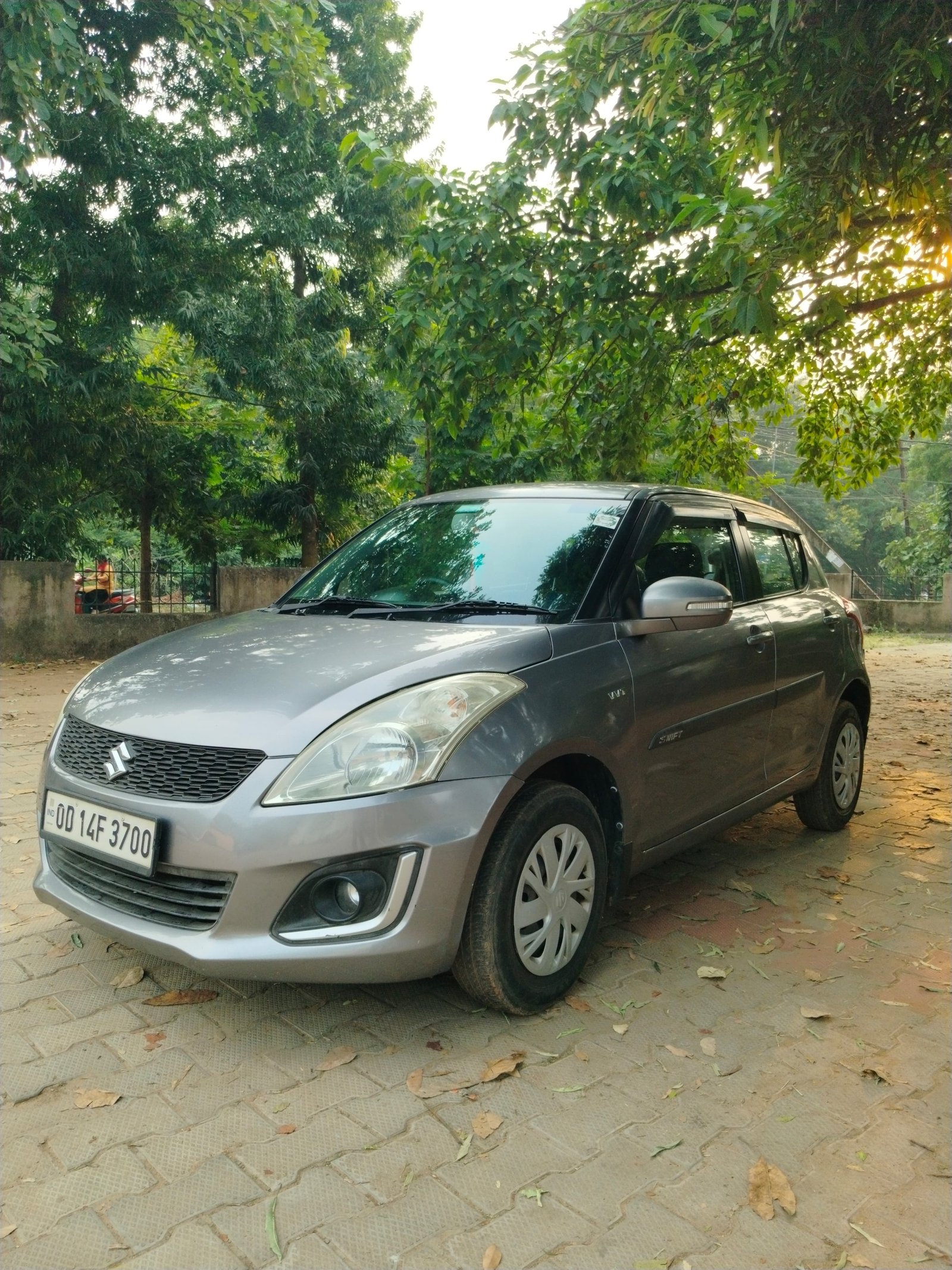 Vehicle image 9