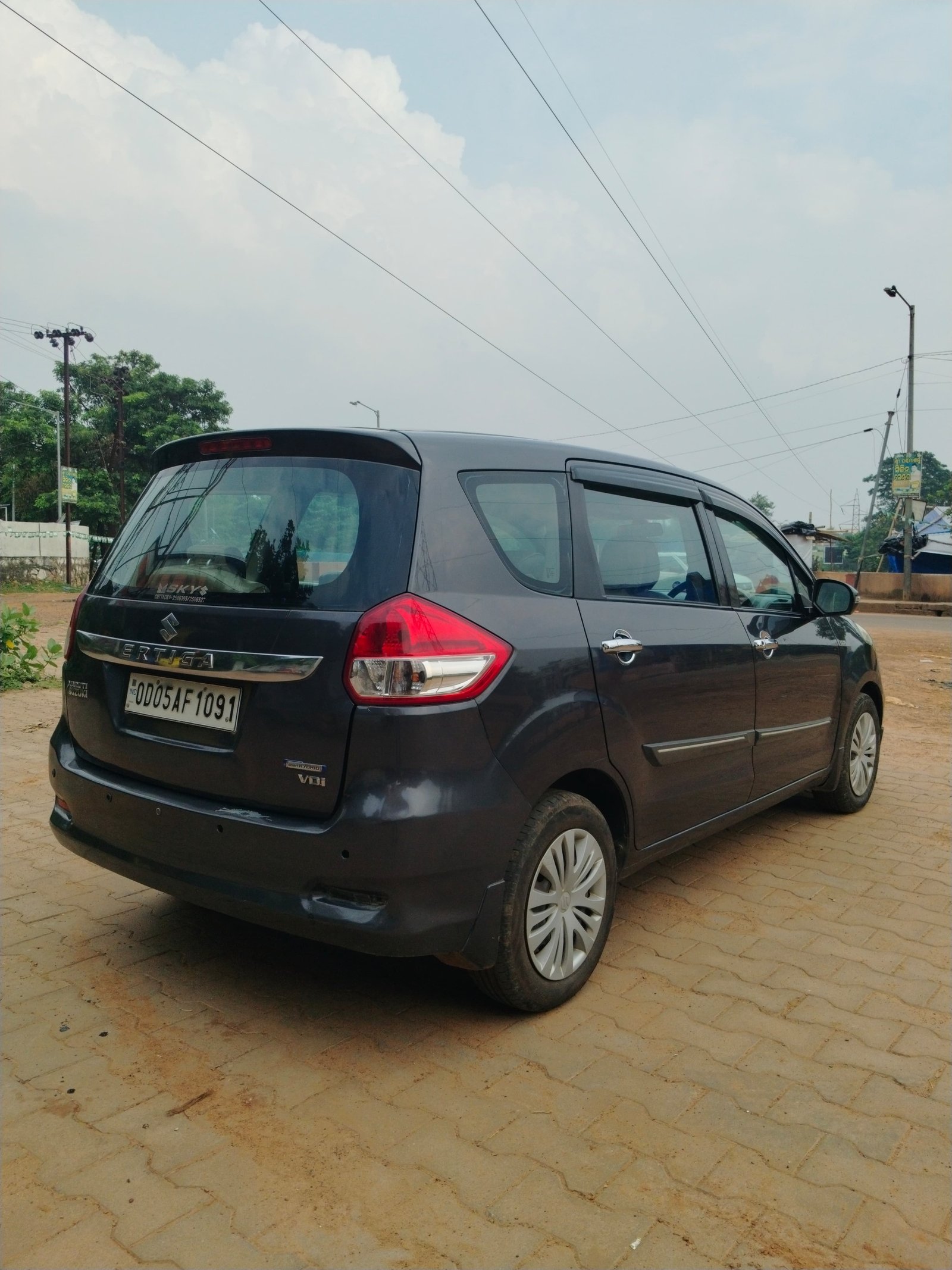 Vehicle image 11