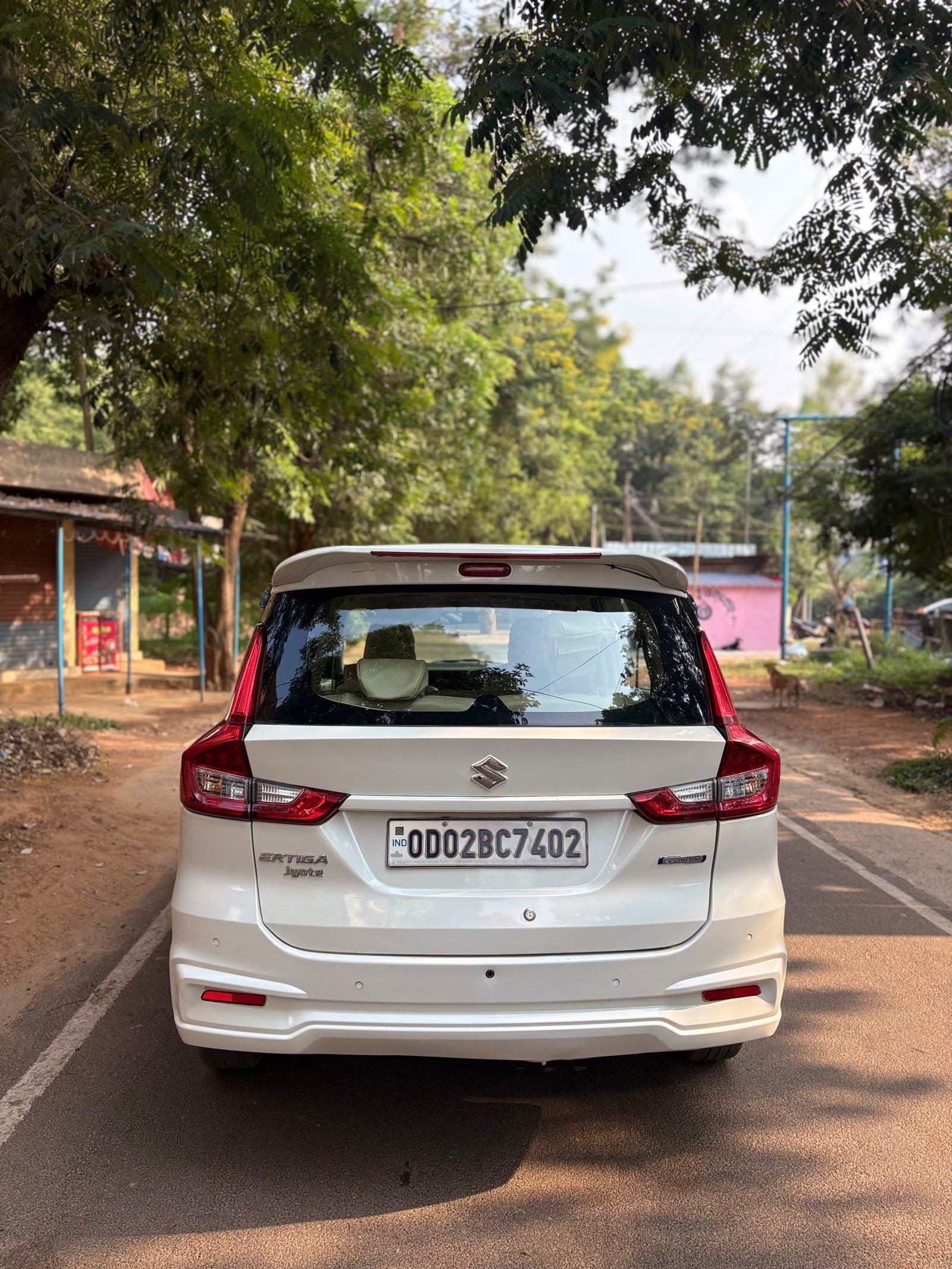 Vehicle image 13